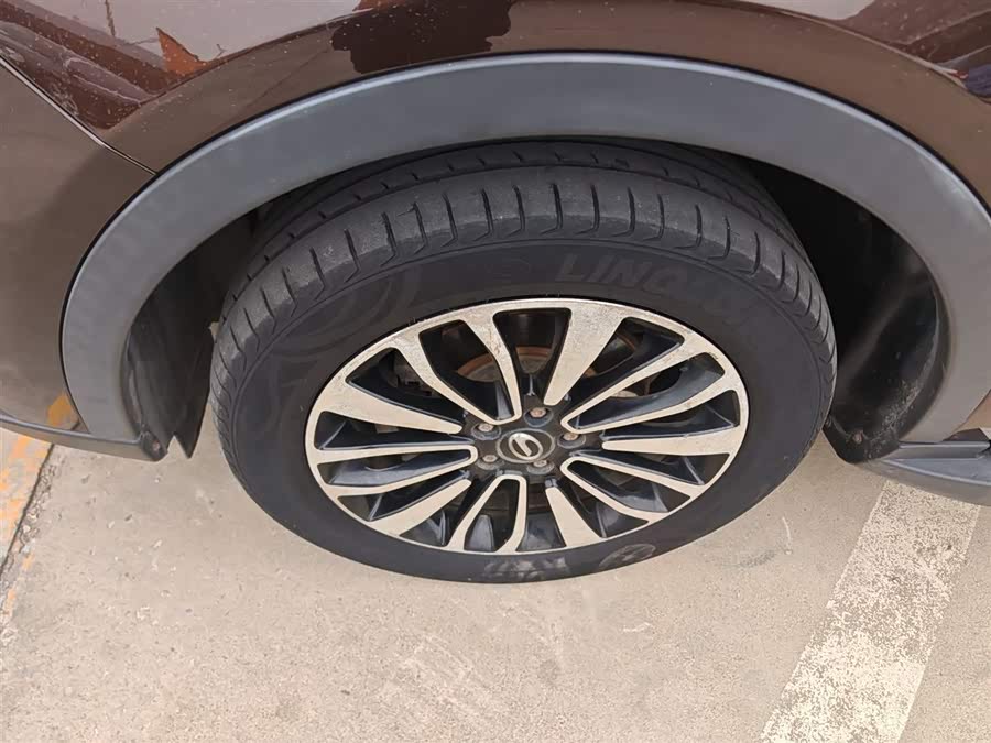 GAC Trumpchi GS5 Super 2015 car image #24