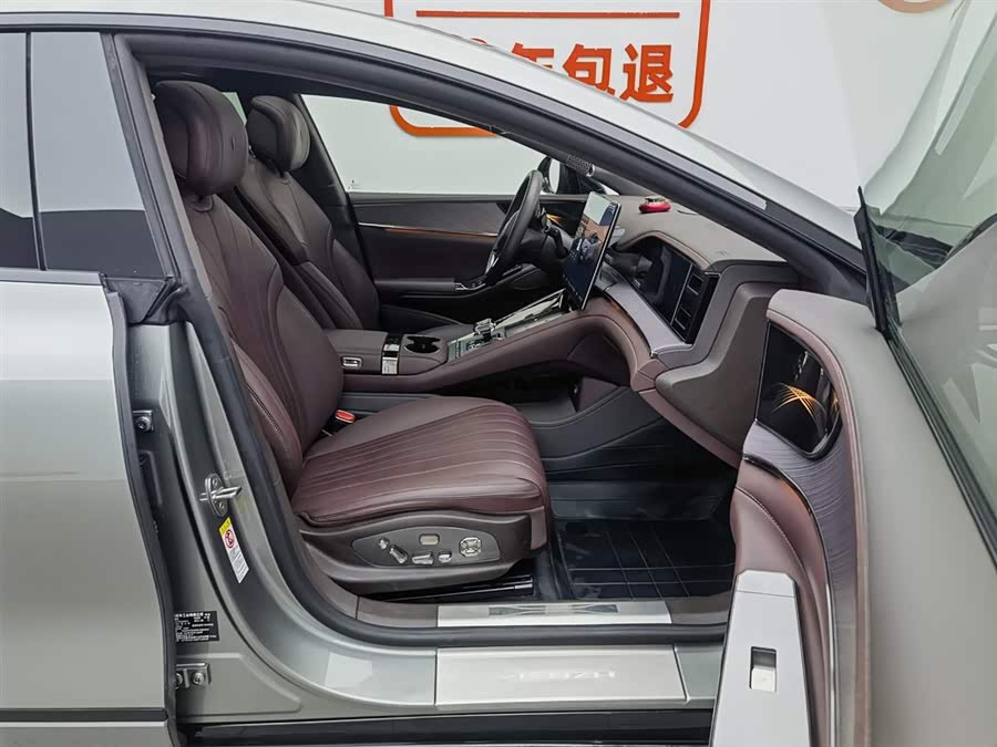 Denza Z9GT 2024 #24 Denza Z9GT 2024 car image #24