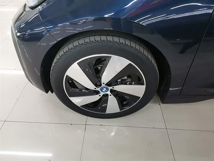 BMW i3 (Imported) 2018 صورة سيارة #24