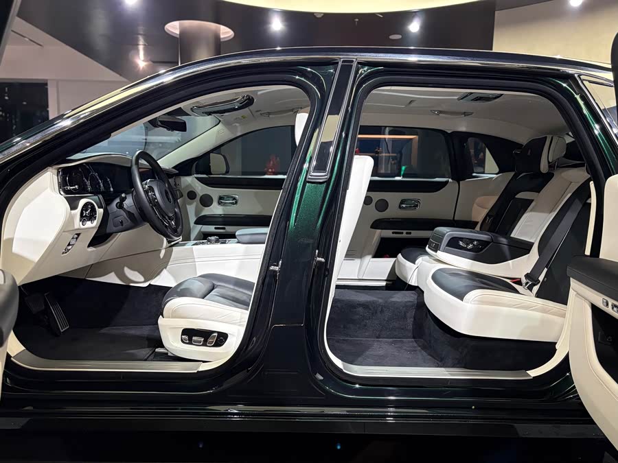 Rolls-Royce Ghost 2022 car image #24