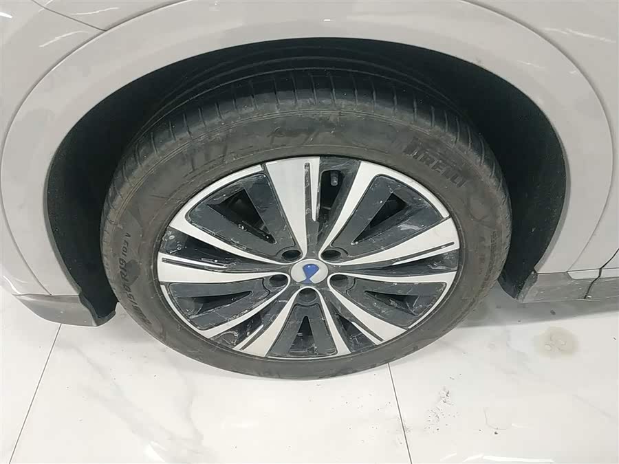 Denza N7 2023 صورة سيارة #24