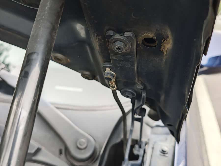 BMW 3 Series (Imported) 2011 car image #24