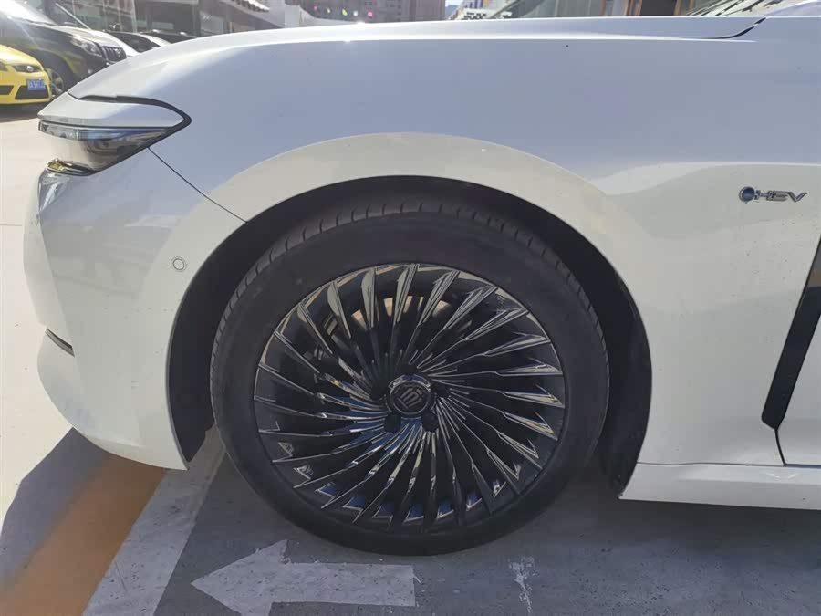 Toyota Crown 2024 immagine di auto #24