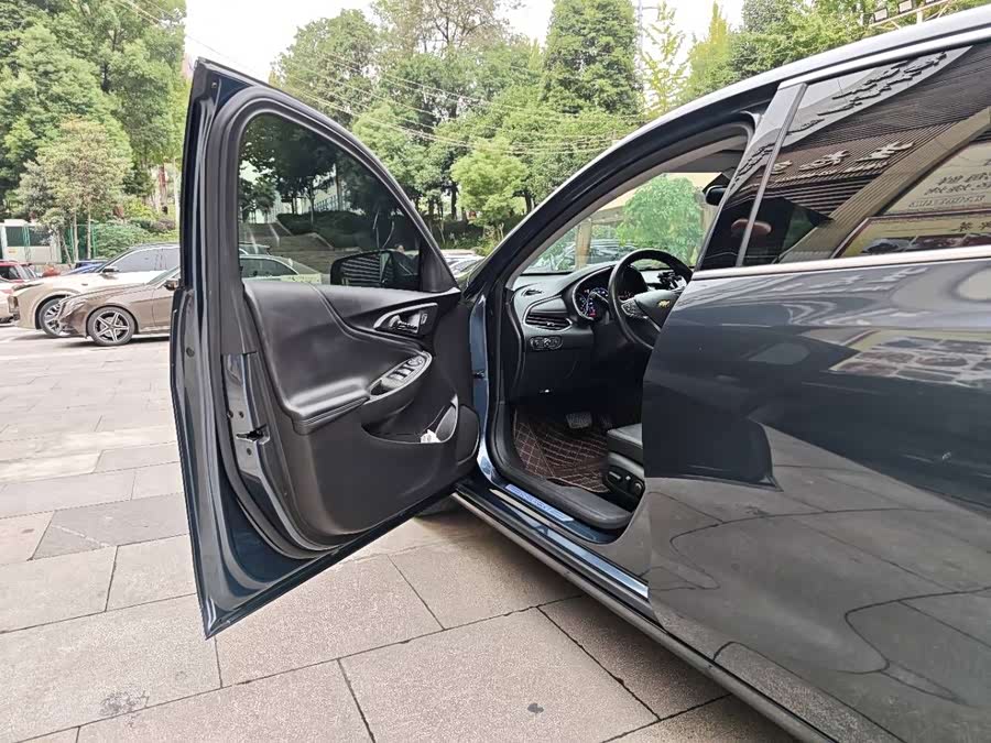 Chevrolet Orlando 2019 car image #24