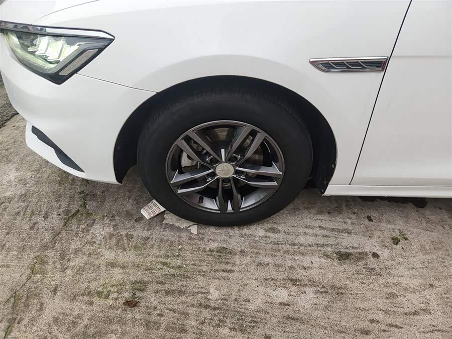 BYD Qin Pro 2020 immagine di auto #24