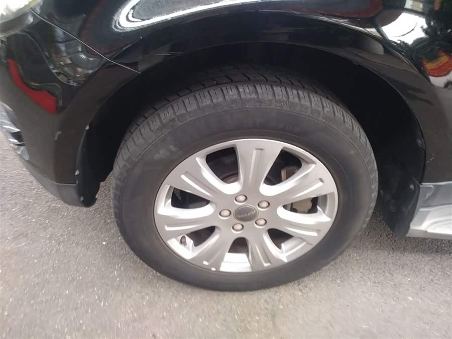 Haval H8 2015 car image #24