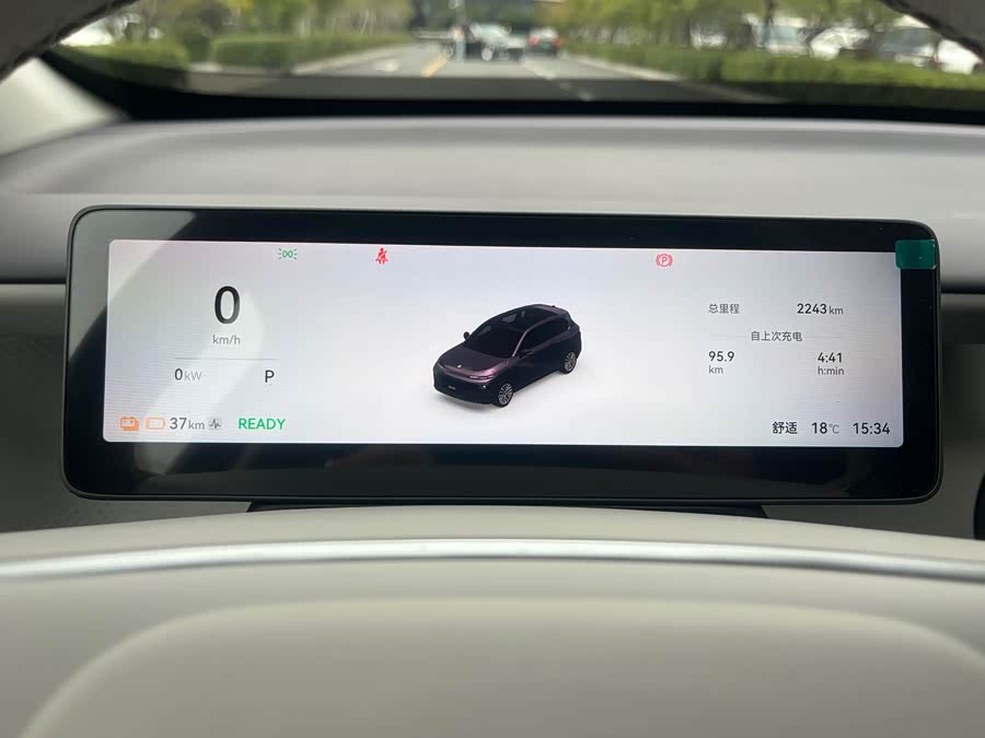 零跑汽车 零跑B10 2025 汽车图片 #24