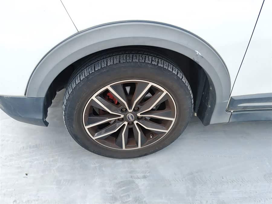 SWM X3 2019 صورة سيارة #24