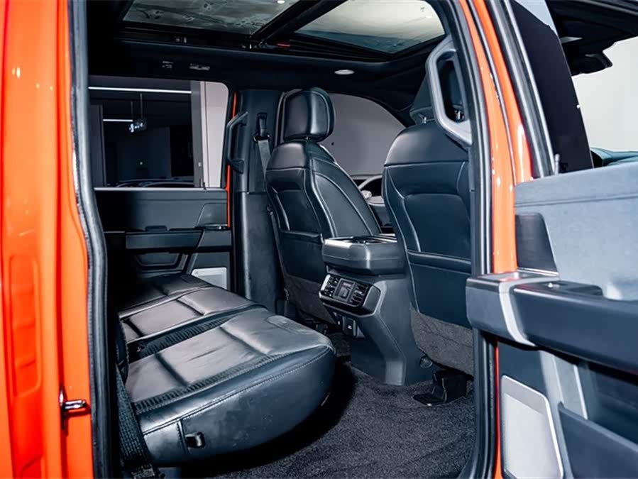 Ford F-150 Raptor 2023 car image #24