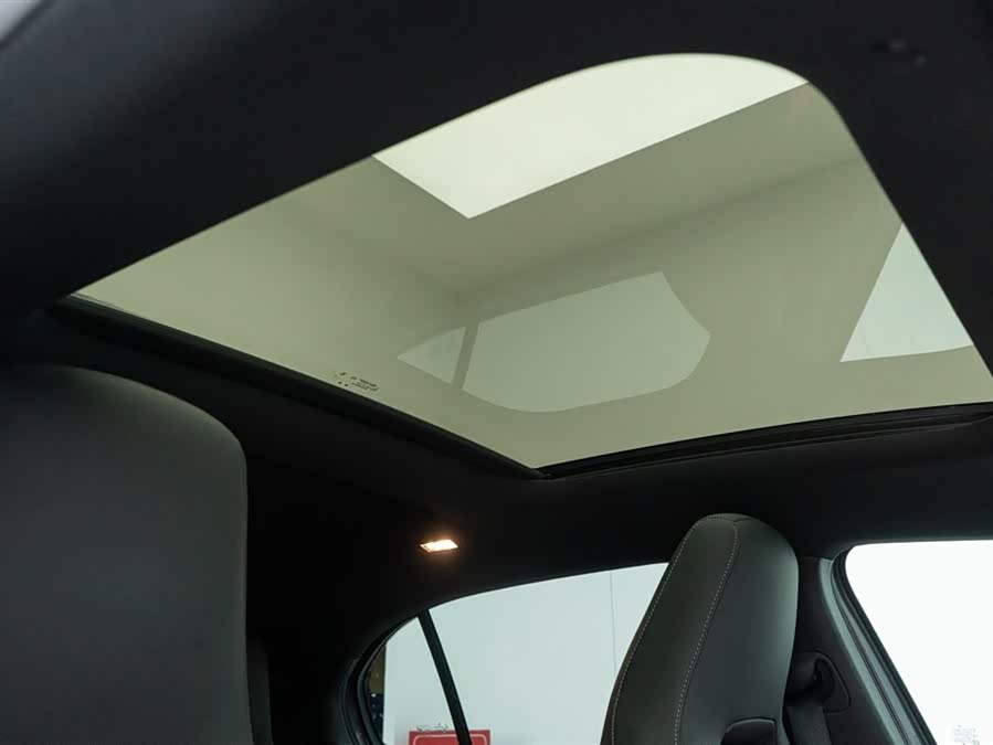 Mercedes-Benz A AMG 2024 #24 Mercedes-Benz A AMG 2024 صورة سيارة #24