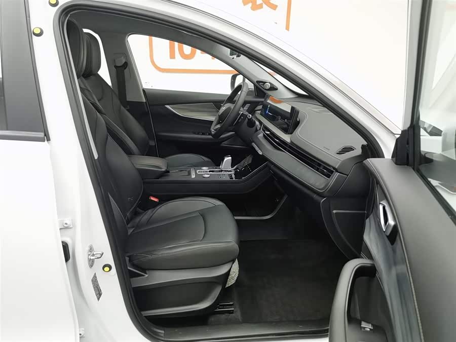 Chery Tiggo 8 Plus 2022 image de voiture #24