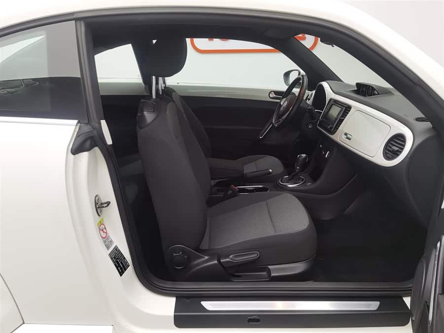 Volkswagen 2014 car image #24