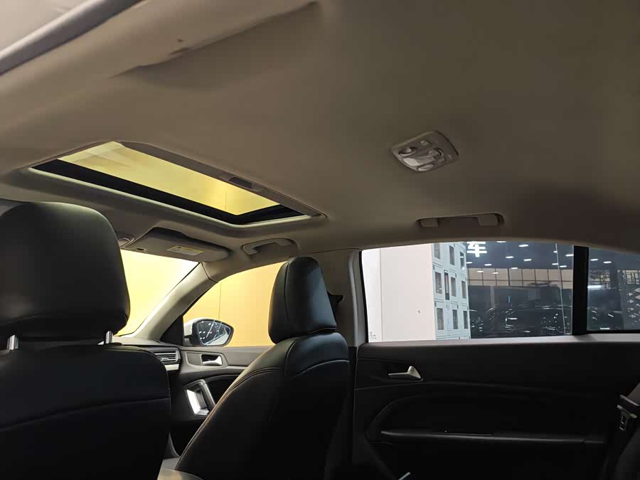Peugeot 408 2016 car image #24