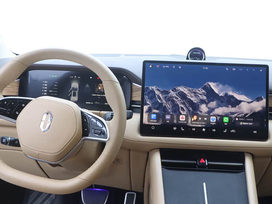 2024 car image #24
