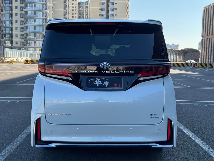 丰田 威尔法 2023 汽车图片 #24