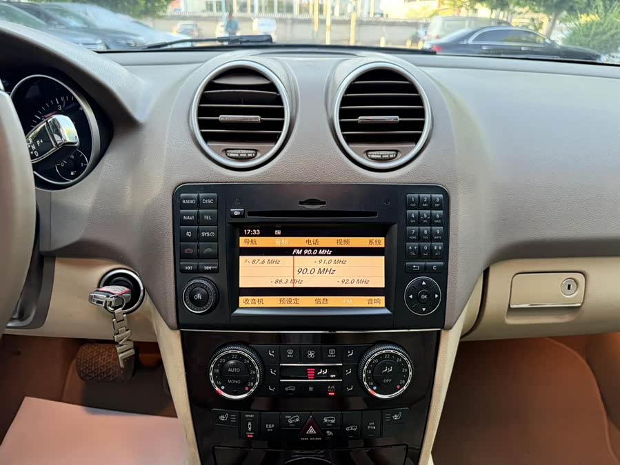 Mercedes-Benz M Class 2009 #24 Mercedes-Benz M Class 2009 car image #24