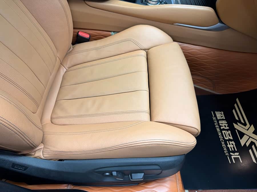 BMW X6 2016 car image #24