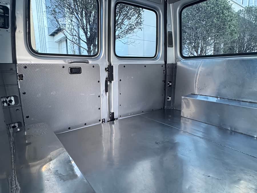 Ford Transit Classic 2016 #24 Ford Transit Classic 2016 car image #24