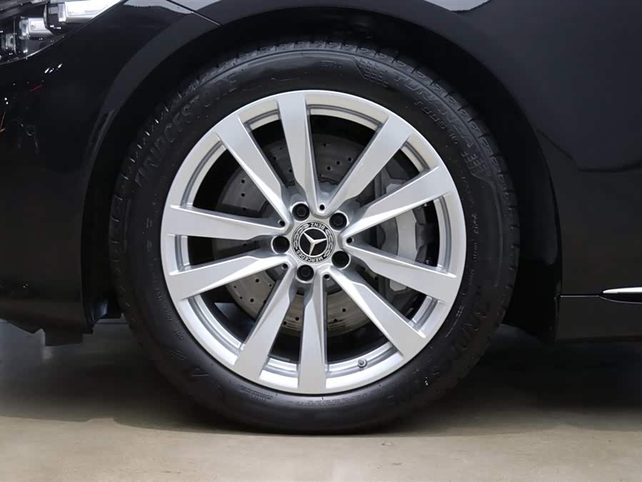 Mercedes-Benz S Class 2024 image de voiture #24
