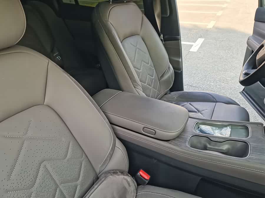 蔚来 蔚来ES7 2022 汽车图片 #24