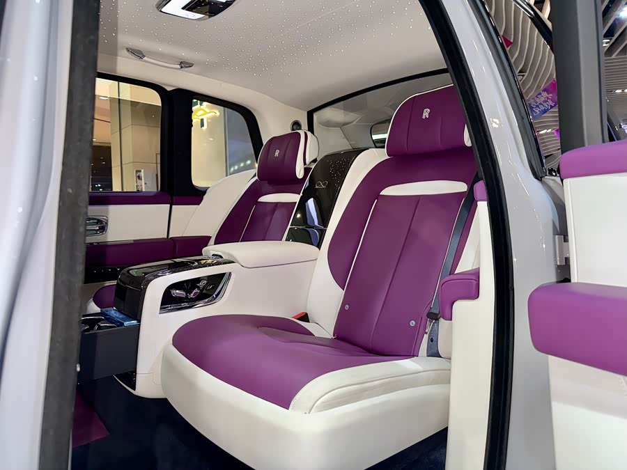 劳斯莱斯 库里南 2025 汽车图片 #24