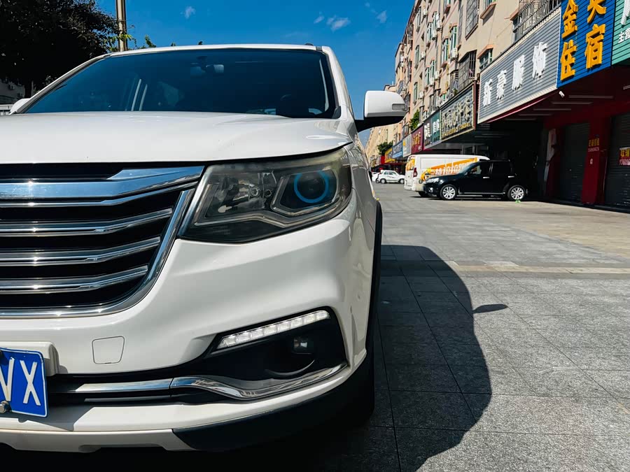 Forthing SX6 2018 car image #24