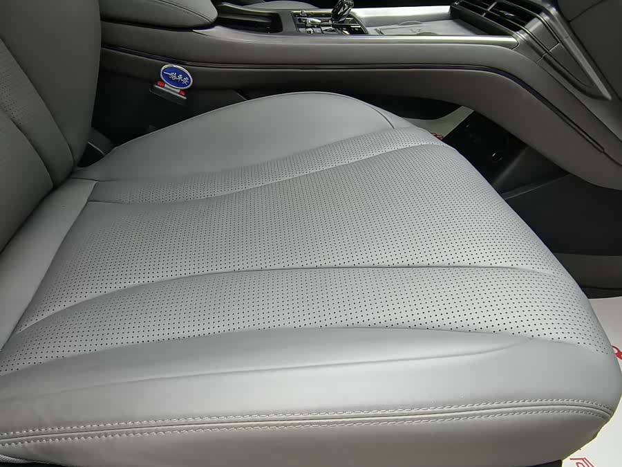 BYD Seal 07 DM-i 2025 car image #24