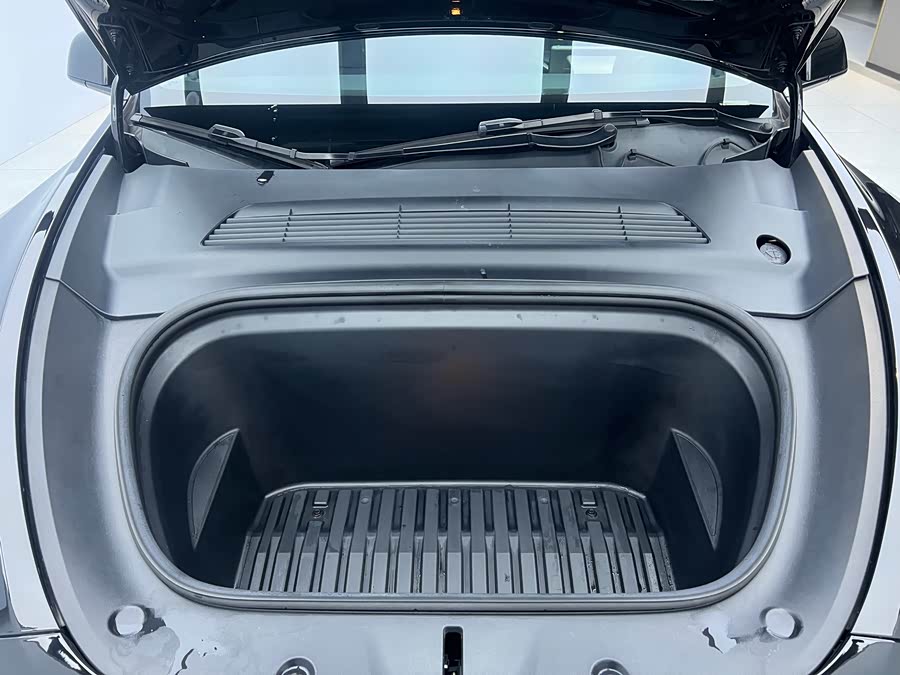 Tesla Model Y 2022 #24 Tesla Model Y 2022 car image #24