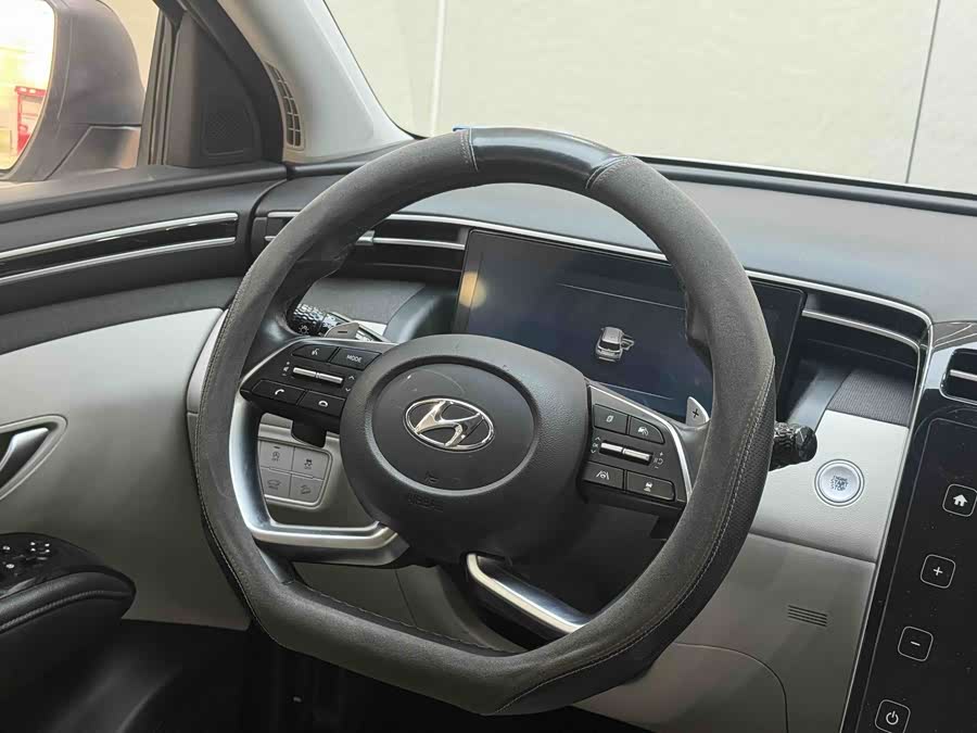 Hyundai Tucson 2021 car image #24