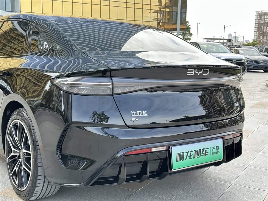 BYD Seal 2024 изображение автомобиля #24