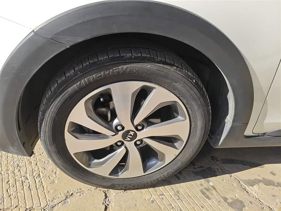 Kia Rio Cross 2018 صورة سيارة #24