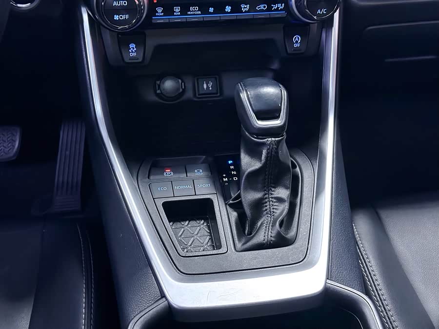 Kia Wildlander 2022 صورة سيارة #24