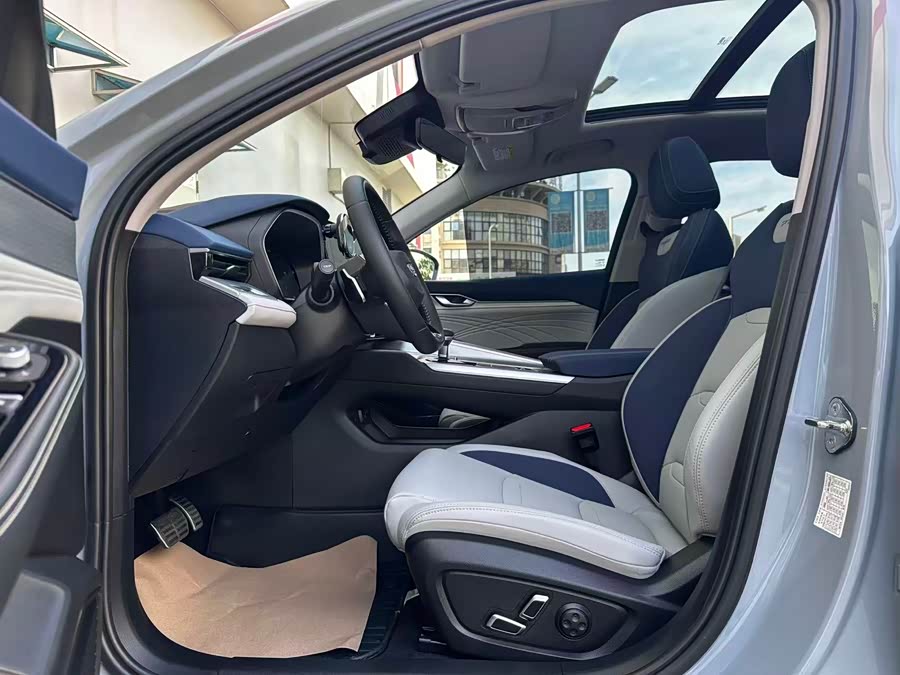 GEELY Preface 2023 car image #24