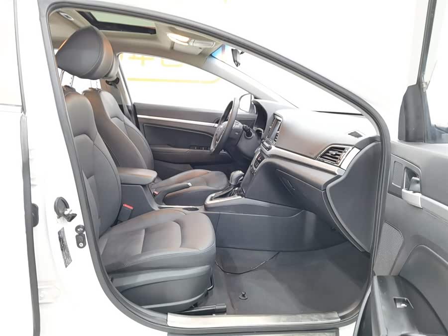 Hyundai Elantra AD 2016 car image #24