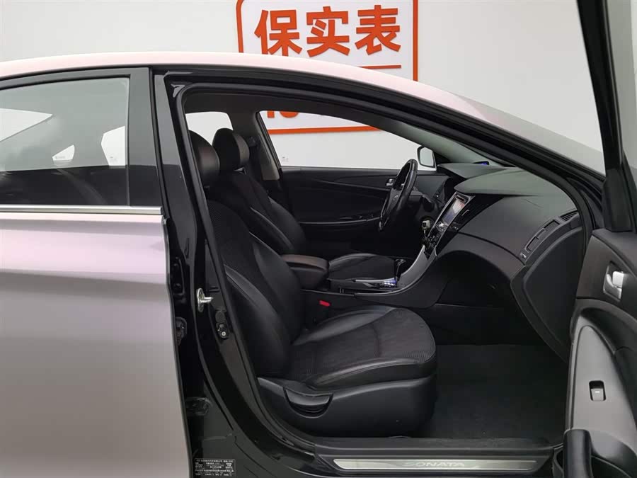 Hyundai Sonata 2013 car image #24