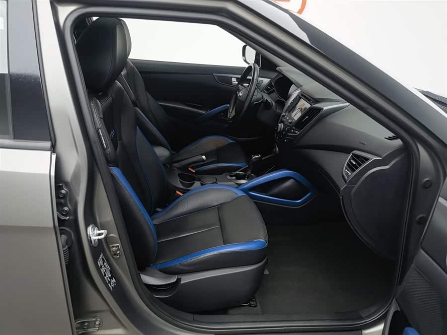 Hyundai Veloster 2015 immagine di auto #24