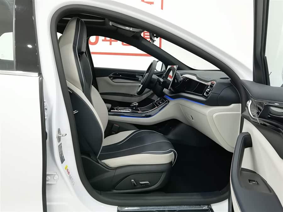 BYD Qin Plus 2022 car image #24