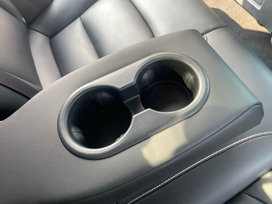 Tesla Model 3 2020 image de voiture #24