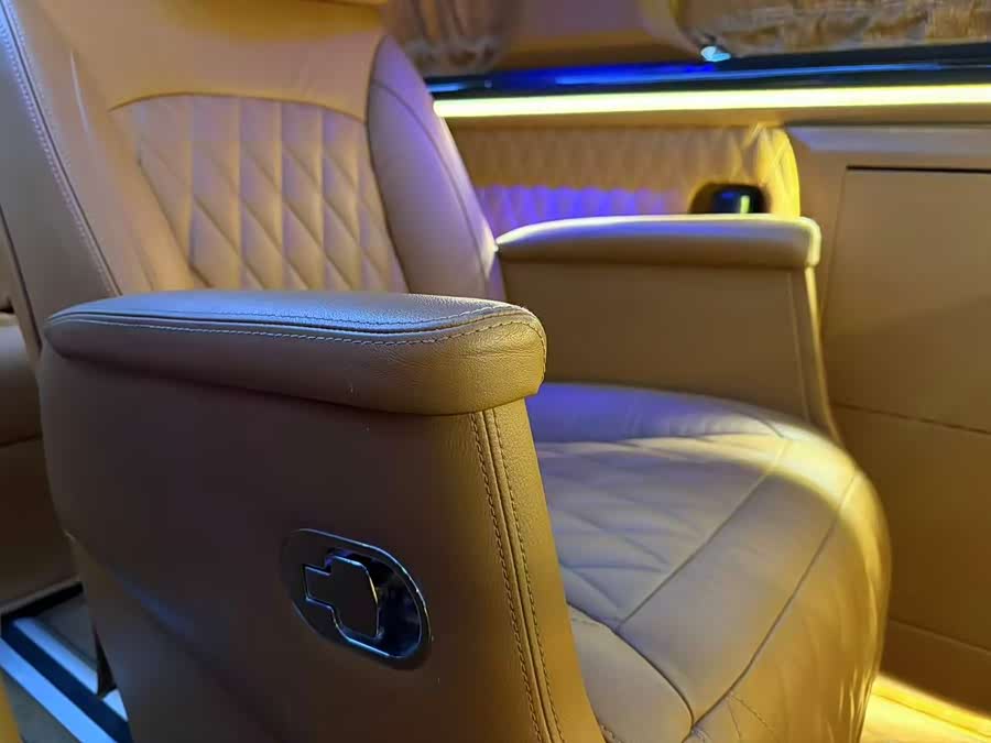 Mercedes-Benz Vito 2017 car image #24