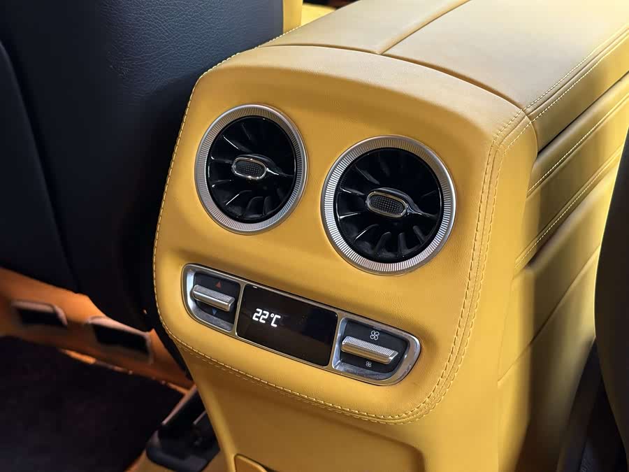 Mercedes-Benz 2023 car image #24