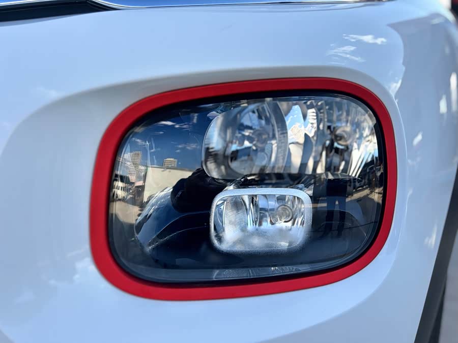 Citroen C4 AIRCROSS 2019 immagine di auto #24