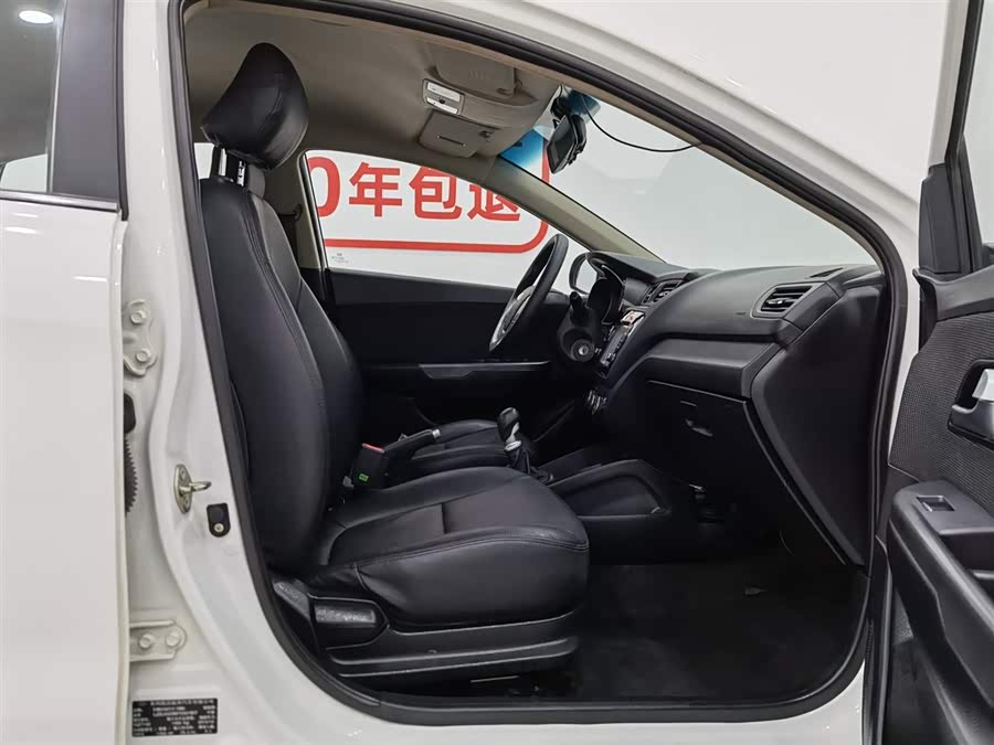 起亚 起亚K2 2015 汽车图片 #24