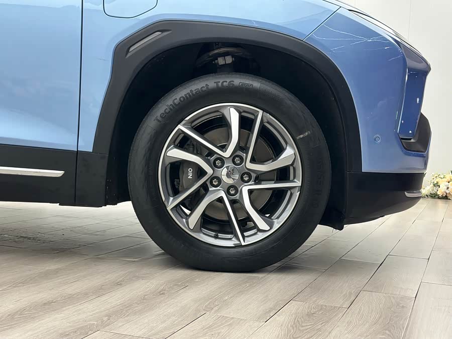 蔚来 蔚来ES6 2019 汽车图片 #24