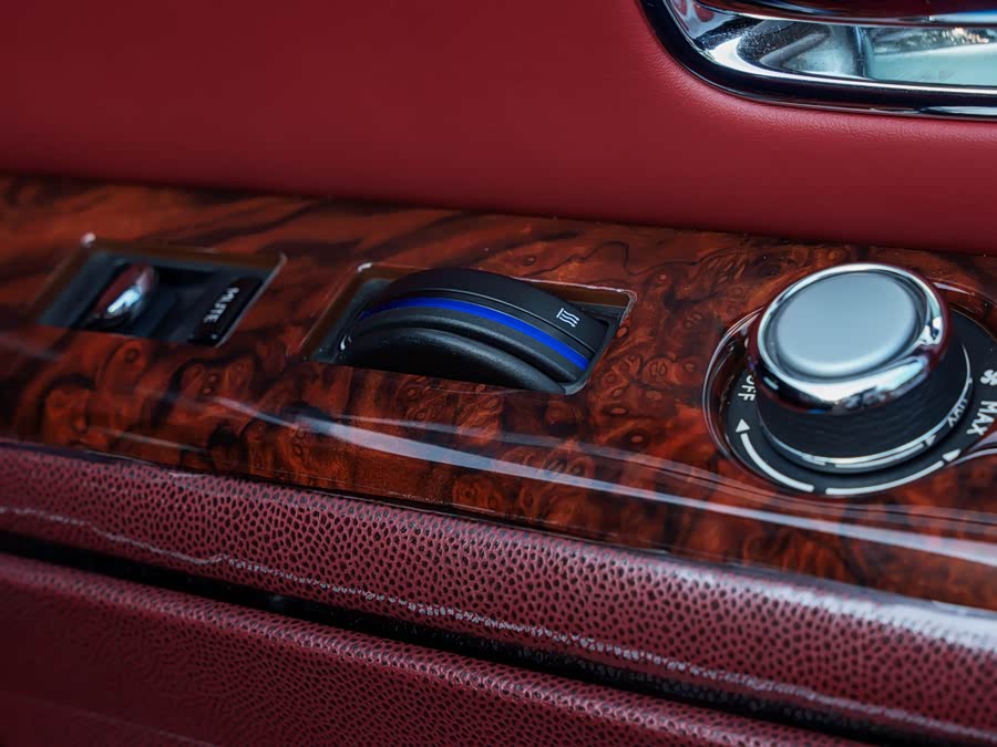 劳斯莱斯 幻影 2016 汽车图片 #24