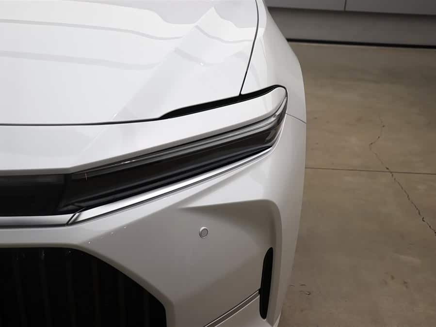 Toyota Crown 2025 immagine di auto #24