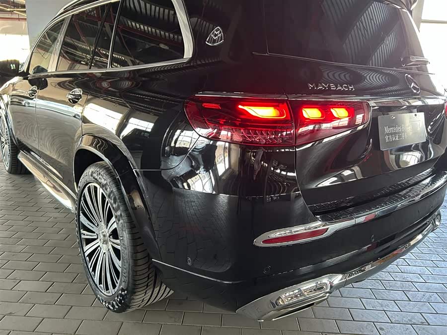 Mercedes-Benz Maybach GLS 2024 car image #24