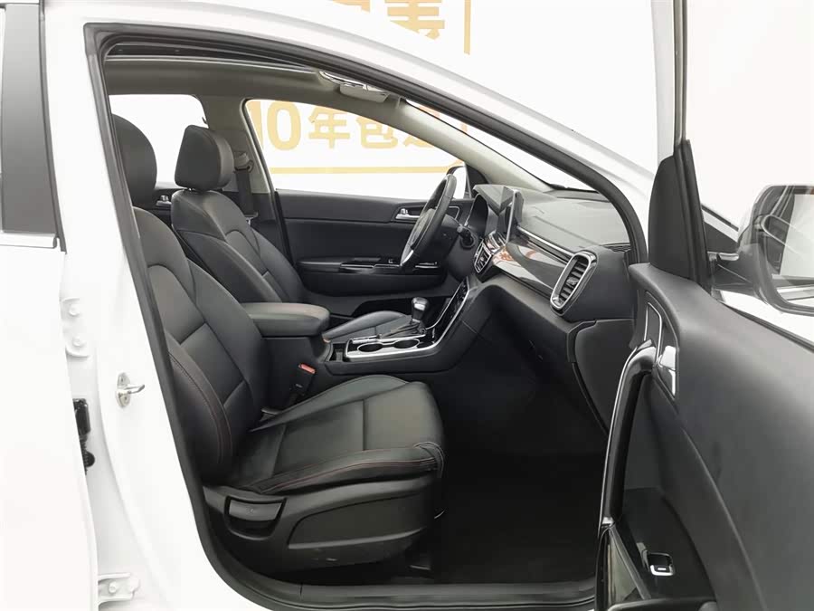 Kia KX5 2022 immagine di auto #24