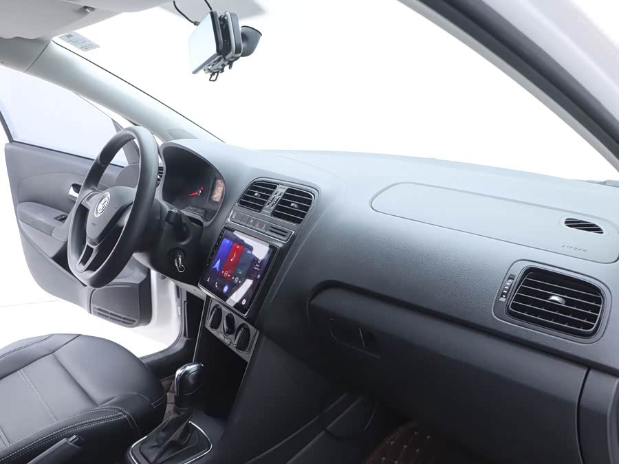 Volkswagen Polo 2019 #24 Volkswagen Polo 2019 car image #24
