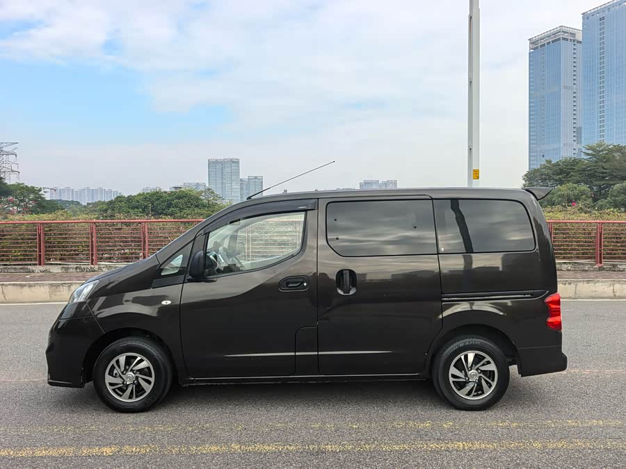 日产 日产NV200 2015 汽车图片 #24