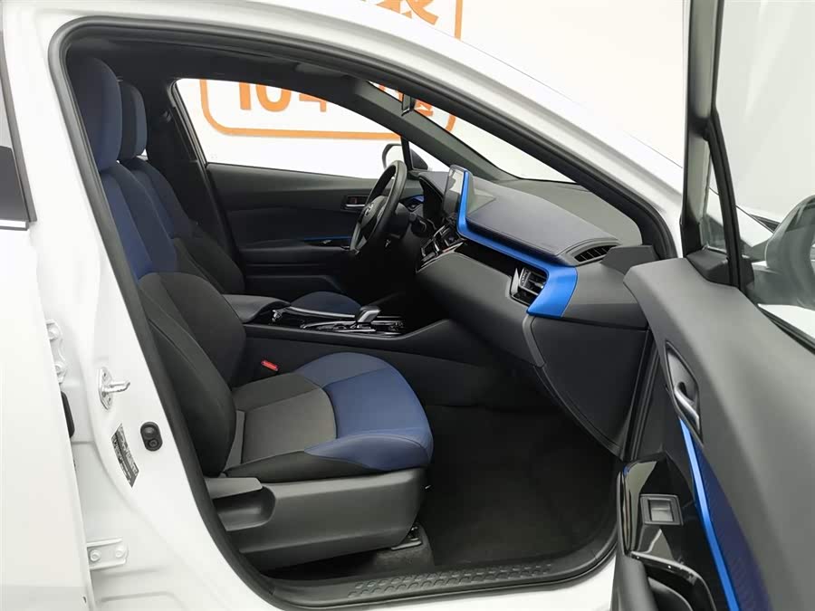 Toyota C-HR EV 2021 immagine di auto #24